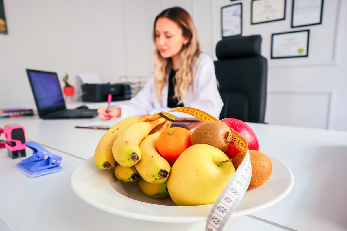 Équilibre nutritionnel avec protéines, lipides et glucides